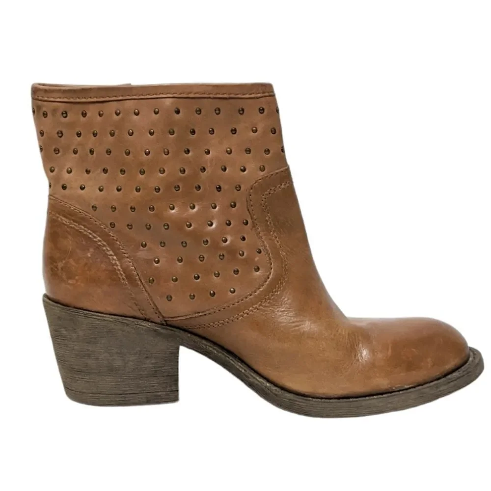LUCKY BRAND Butler Leather Studded Ankle Boots 8.5